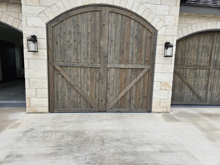 Fancy Residential Overhead Doors 050