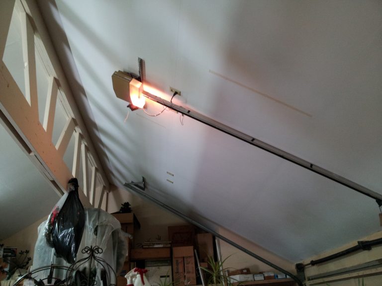 Garage Door Openers 011