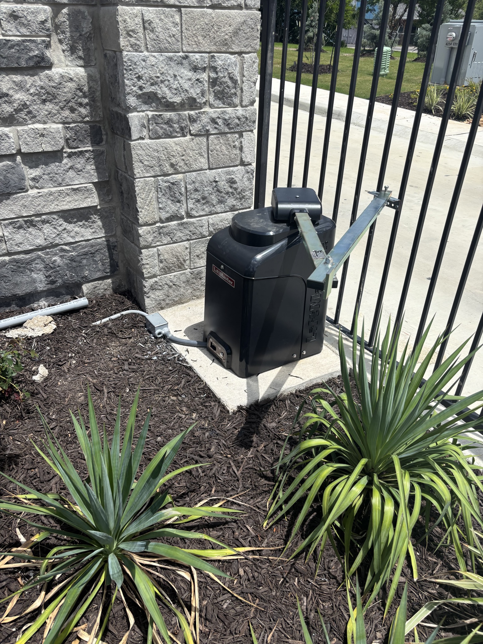 How Much Does a Luxury LiftMaster Swing Gate Opener System Cost to Install?