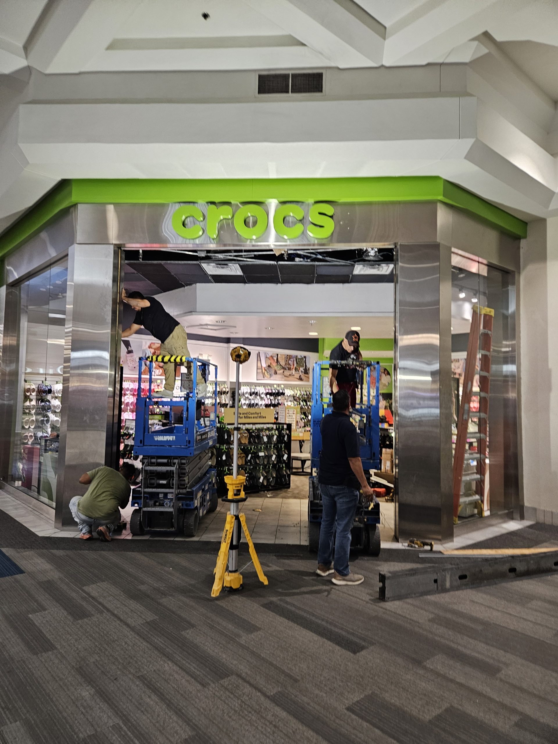 Why Professional Installation and Maintenance are Crucial for Commercial Overhead Doors