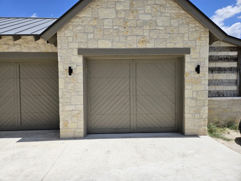 Fancy Residential Overhead Doors 040
