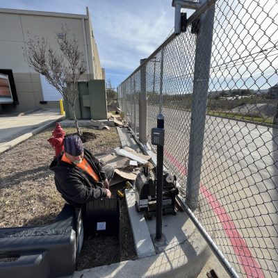 Overhead Door Workers_004